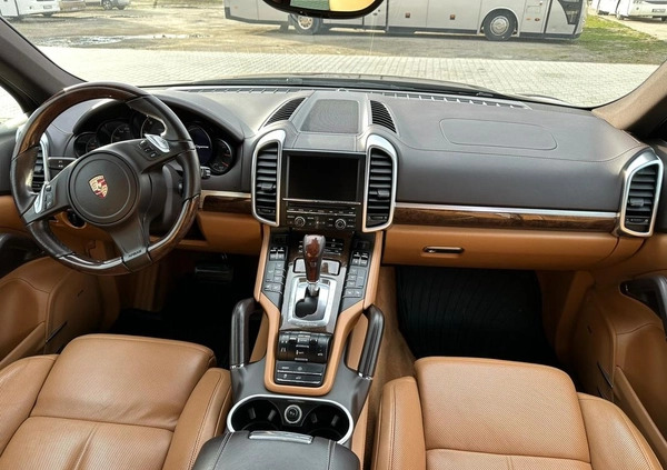 Porsche Cayenne cena 98000 przebieg: 188500, rok produkcji 2012 z Wadowice małe 79